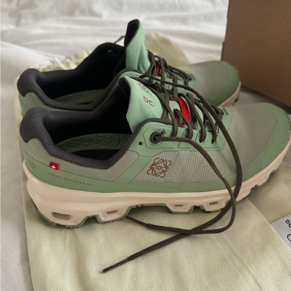 Like new Loewe X Cloudventure sneakers, pistachio color - Picture 7 of 9